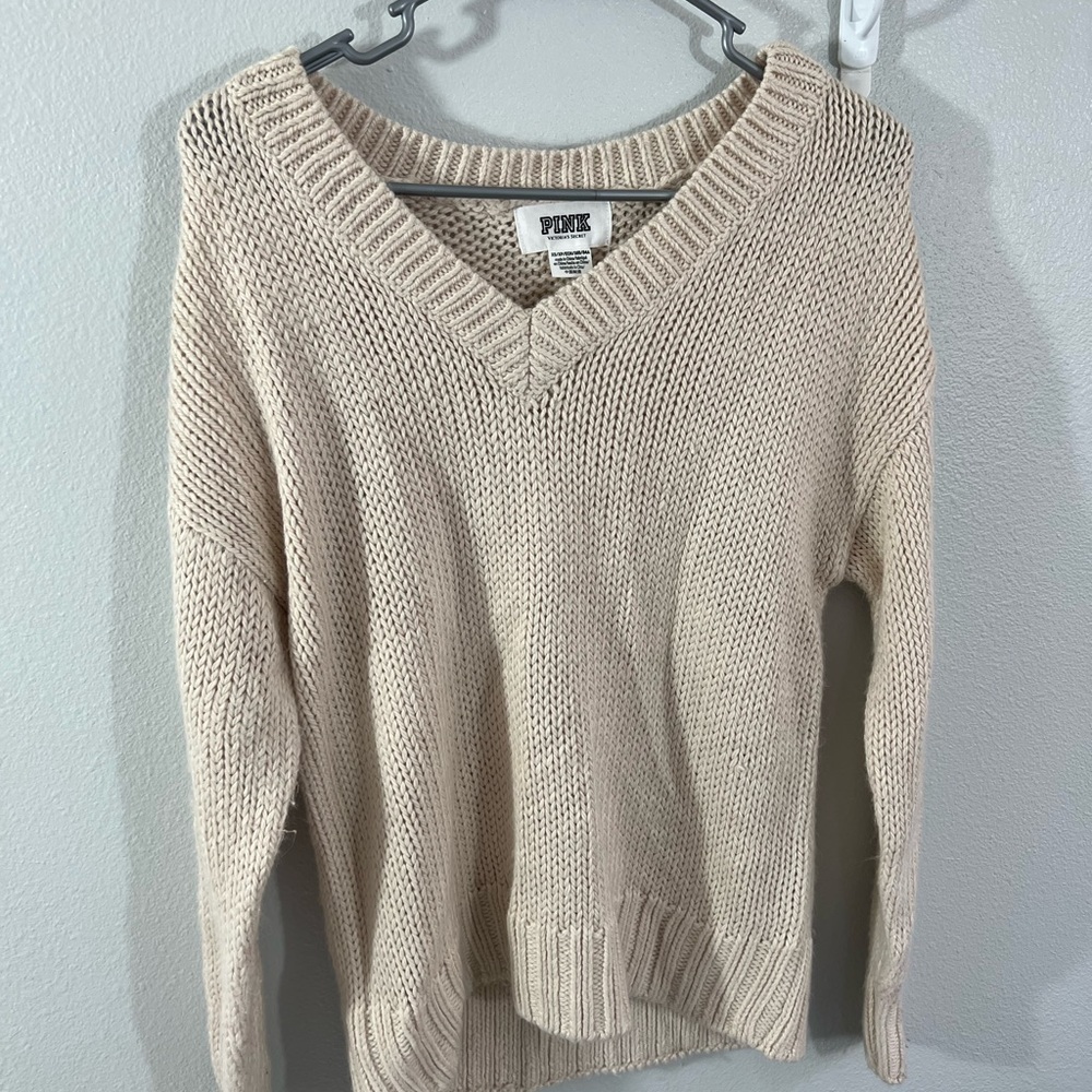 Victorias Secret Pink‎ sweater